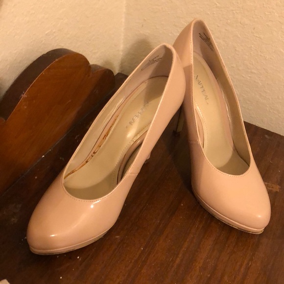 Shoes - Nude shoe Shoes - Nude shoe